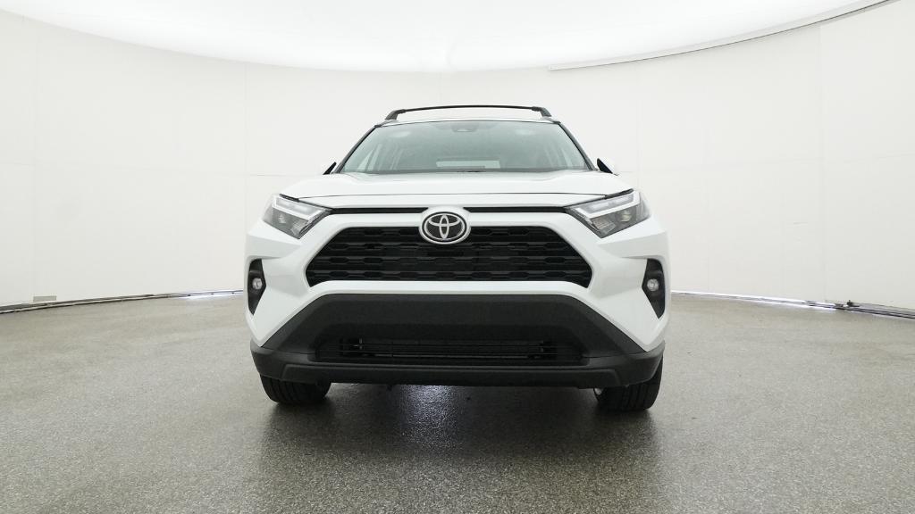 2025 Toyota RAV4 XLE Premium photo 3