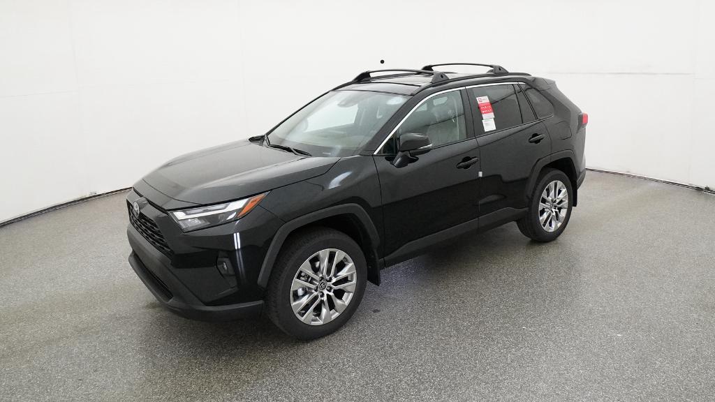 2025 Toyota RAV4 XLE Premium's photo