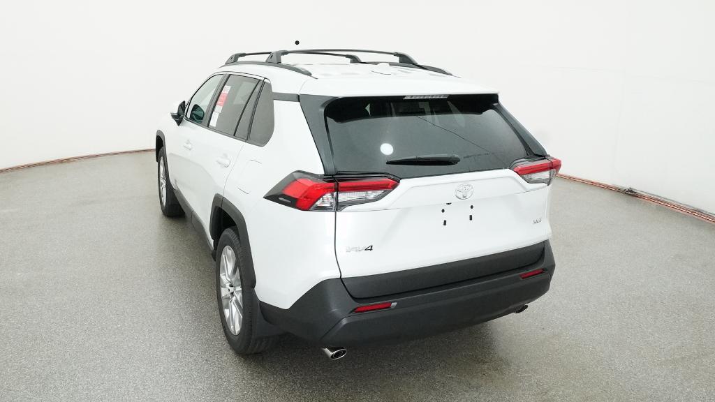 2025 Toyota RAV4 XLE Premium photo 15