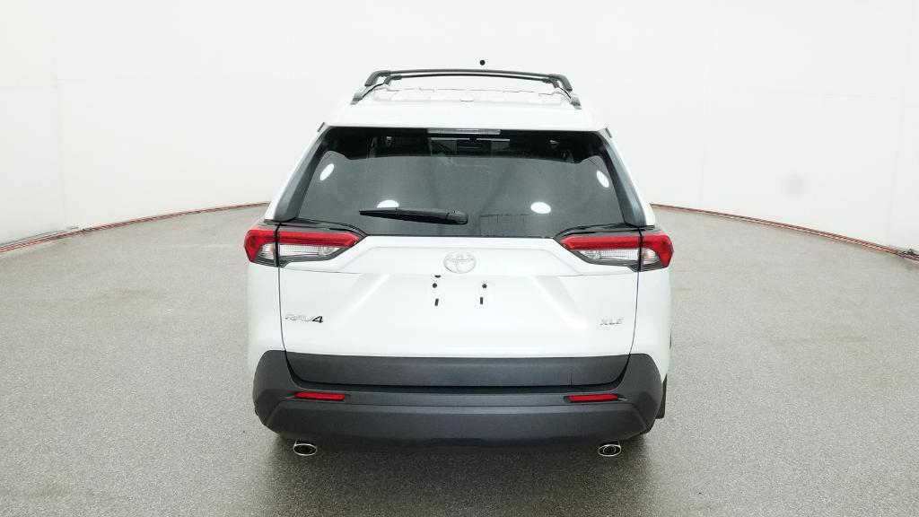 2025 Toyota RAV4 XLE Premium photo 17