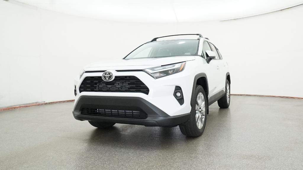 2025 Toyota RAV4 XLE Premium photo 3