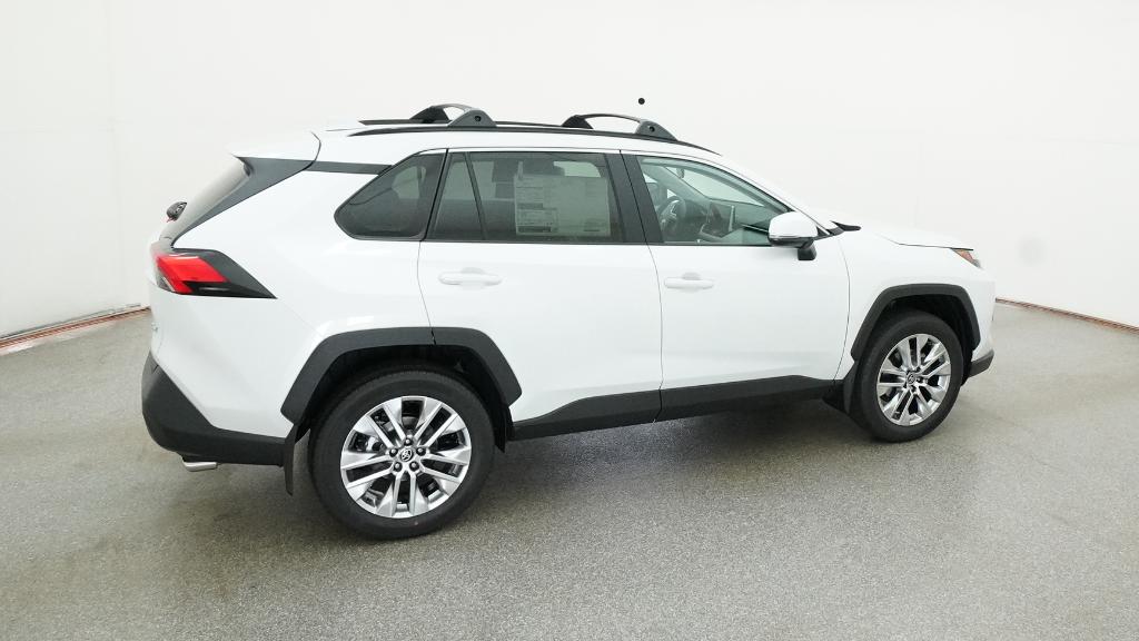 2025 Toyota RAV4 XLE Premium photo 23
