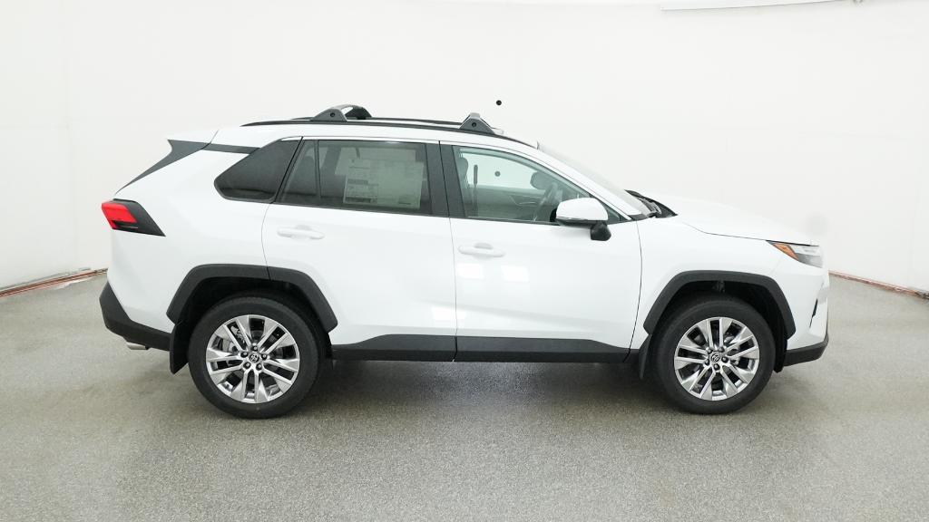 2025 Toyota RAV4 XLE Premium photo 24