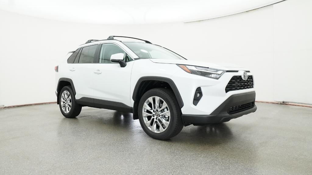 2025 Toyota RAV4 XLE Premium photo 29