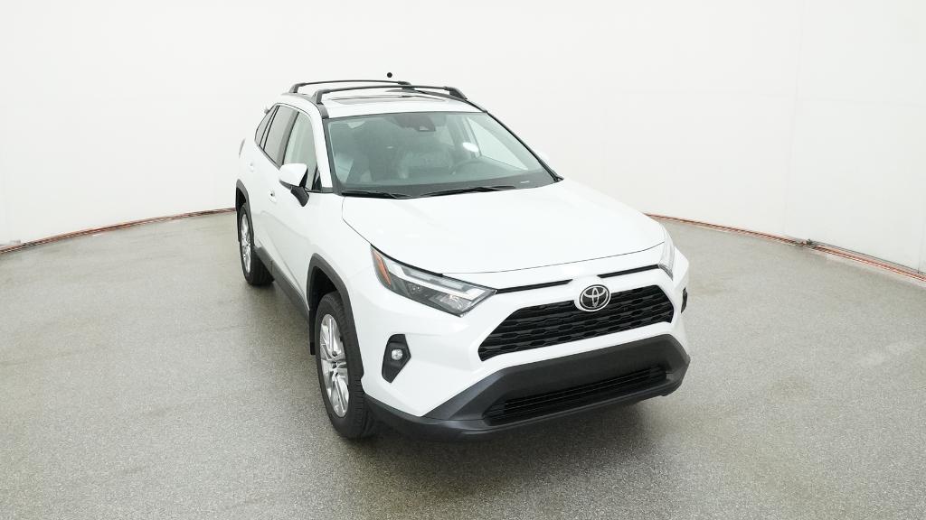2025 Toyota RAV4 XLE Premium photo 31