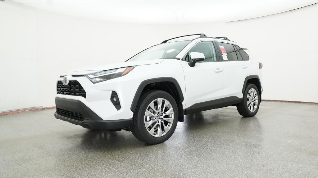 2025 Toyota RAV4 XLE Premium photo 5
