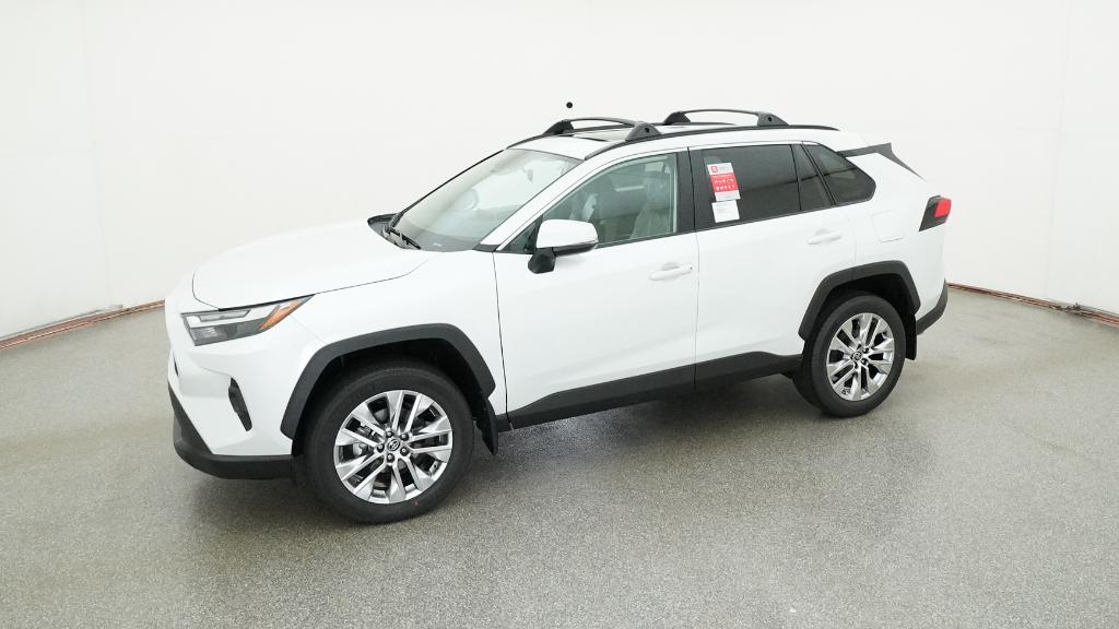2025 Toyota RAV4 XLE Premium photo 6