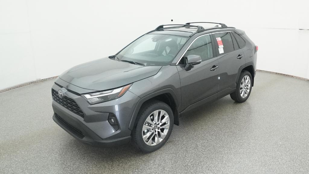 2025 Toyota RAV4 XLE Premium's photo