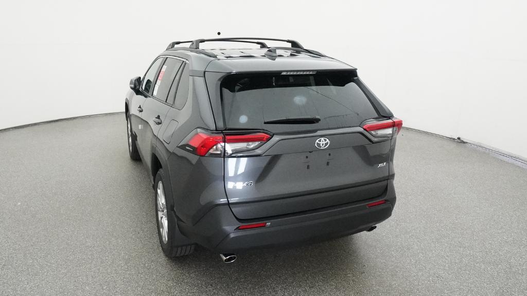 2025 Toyota RAV4 XLE Premium photo 16