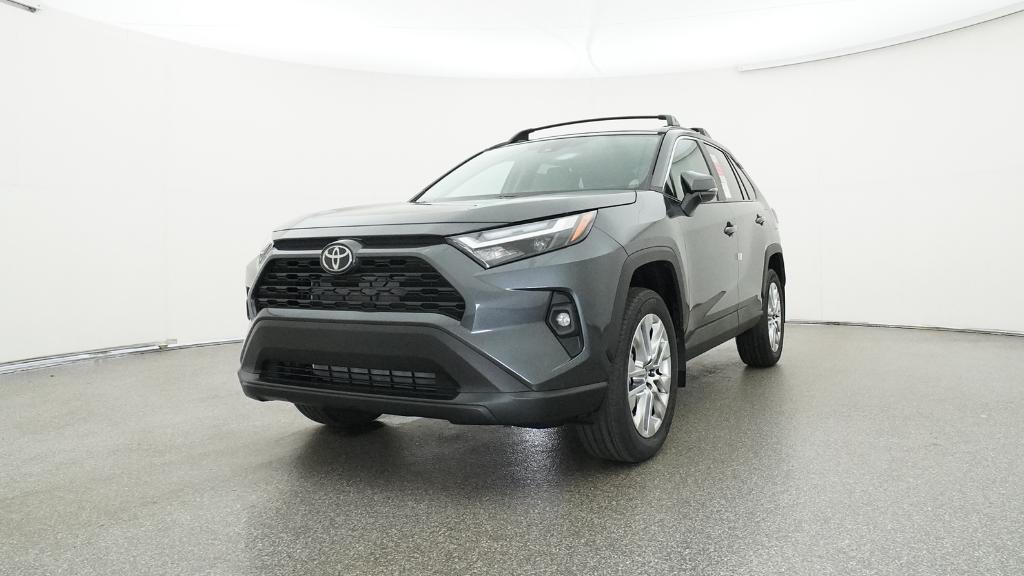2025 Toyota RAV4 XLE Premium photo 4