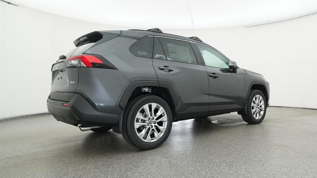 2025 Toyota RAV4 XLE Premium photo 21
