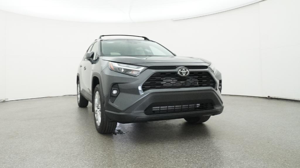 2025 Toyota RAV4 XLE Premium photo 31