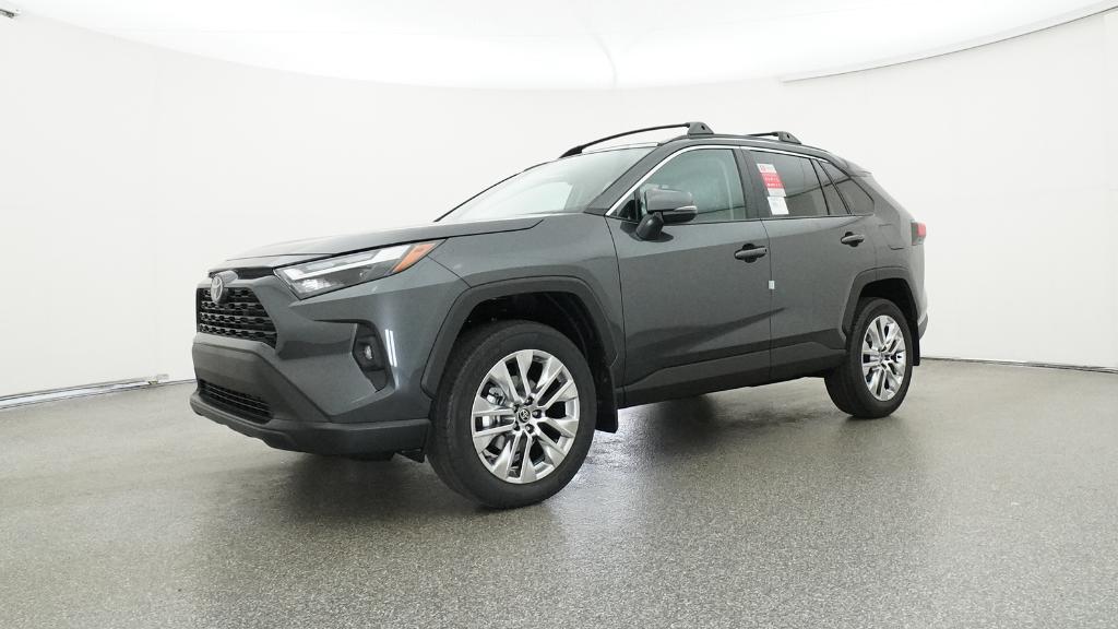 2025 Toyota RAV4 XLE Premium photo 6