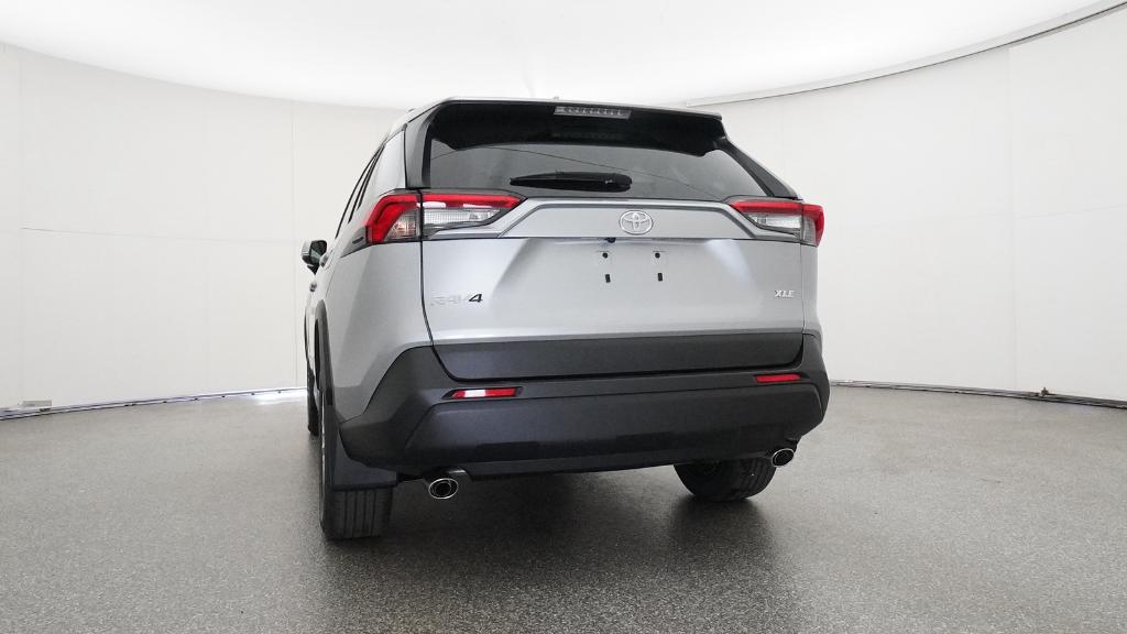 2025 Toyota RAV4 XLE Premium photo 4