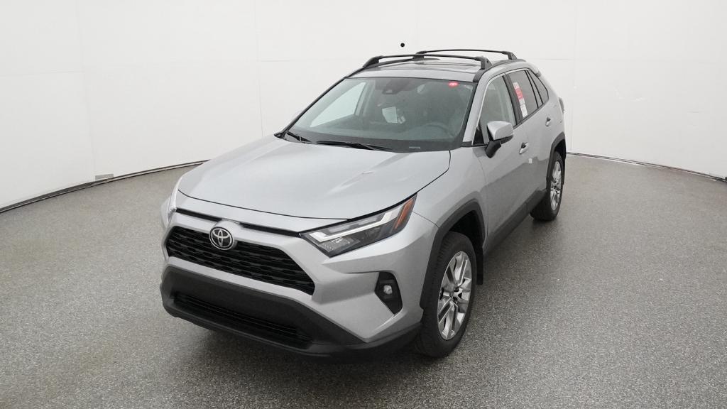2025 Toyota RAV4 XLE Premium photo 3
