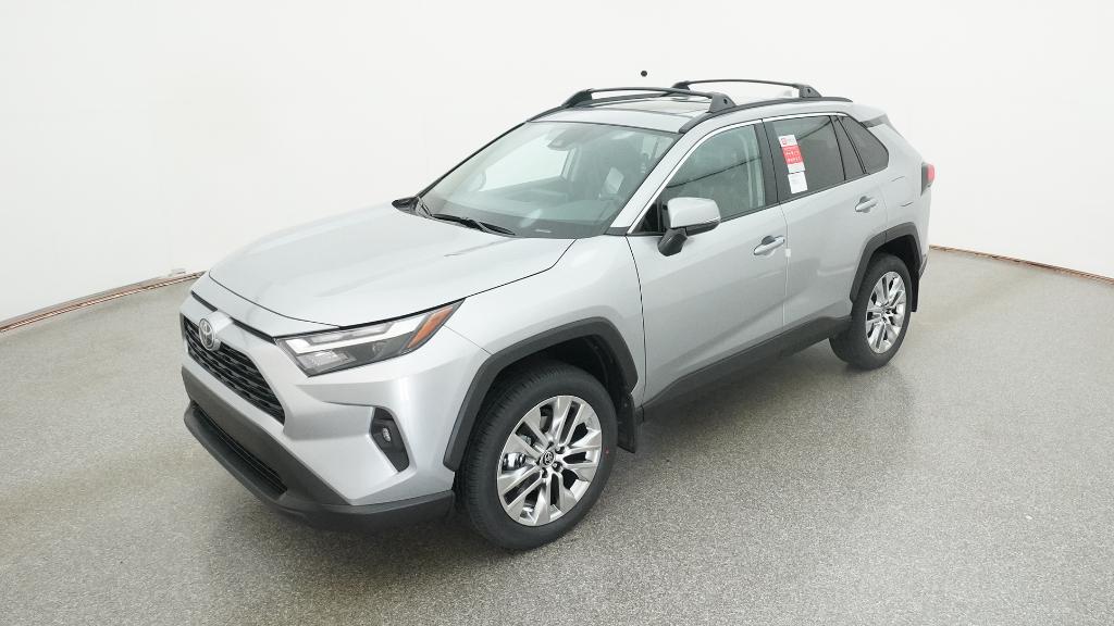 2025 Toyota RAV4 XLE Premium's photo