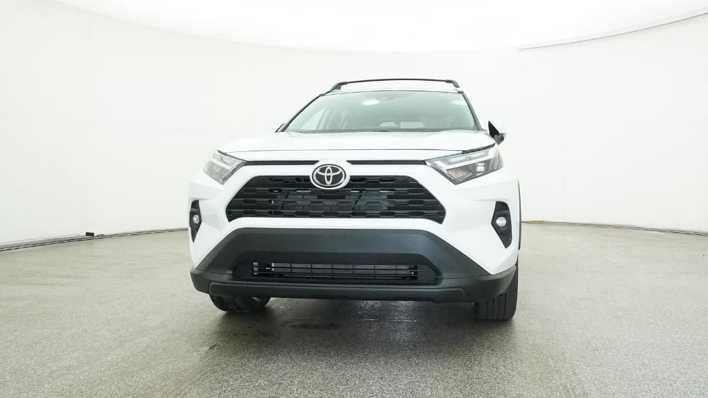 2025 Toyota RAV4 XLE Premium photo 3