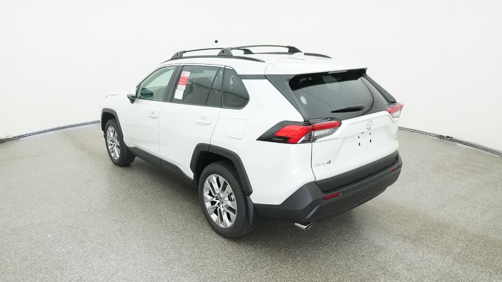 2025 Toyota RAV4 XLE Premium photo 13