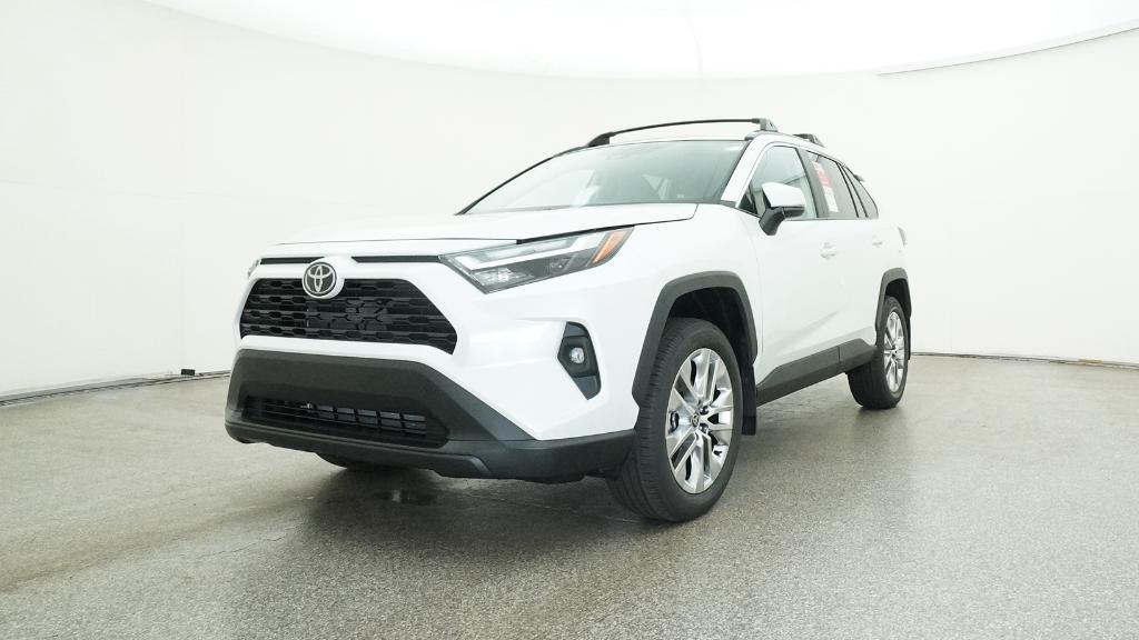 2025 Toyota RAV4 XLE Premium photo 4