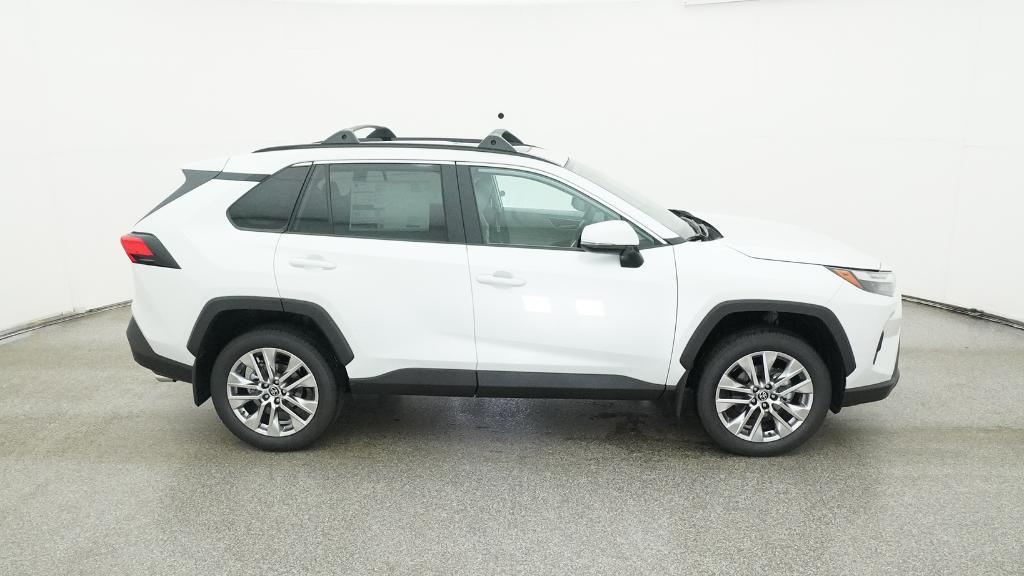 2025 Toyota RAV4 XLE Premium photo 25