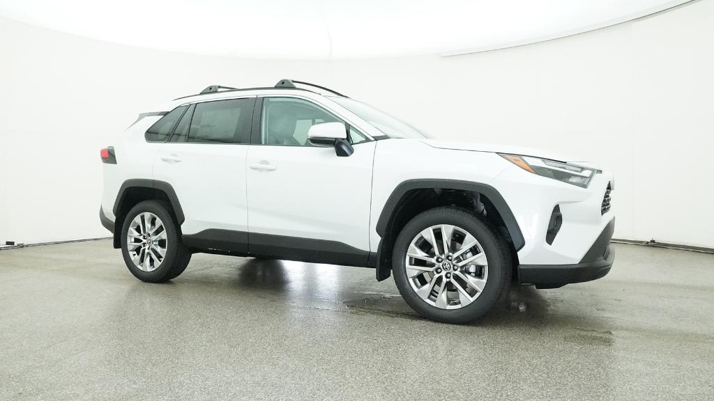 2025 Toyota RAV4 XLE Premium photo 28