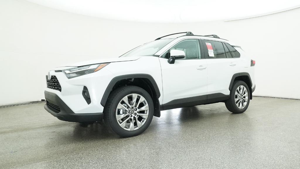 2025 Toyota RAV4 XLE Premium photo 6