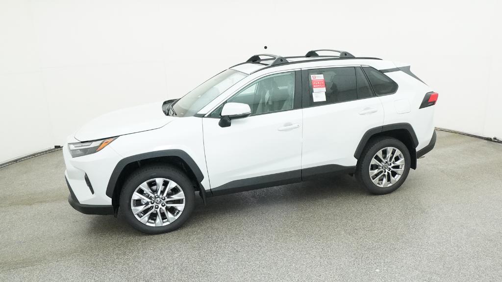 2025 Toyota RAV4 XLE Premium photo 7