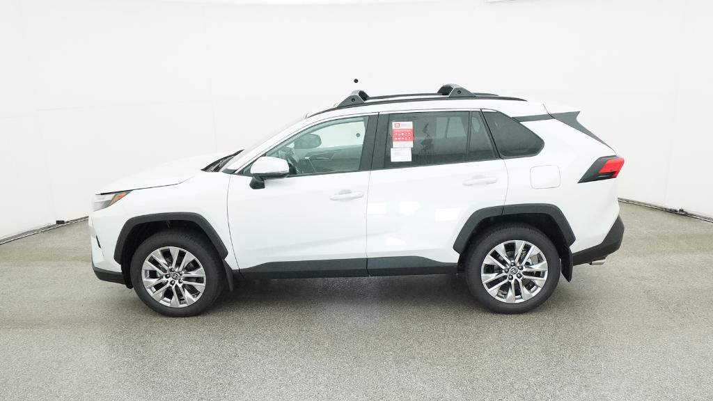 2025 Toyota RAV4 XLE Premium photo 9