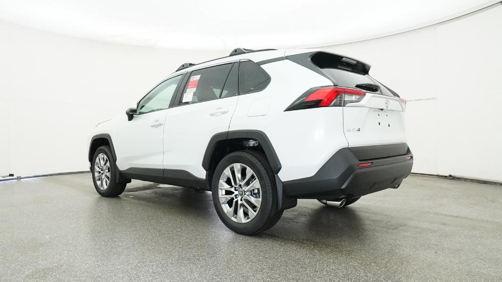 2025 Toyota RAV4 XLE Premium photo 14
