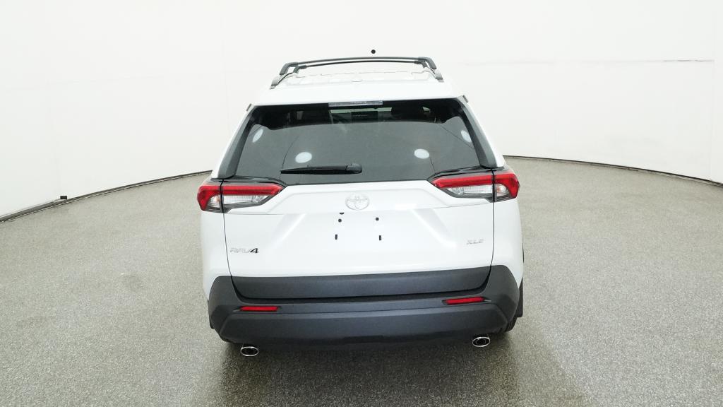 2025 Toyota RAV4 XLE Premium photo 18