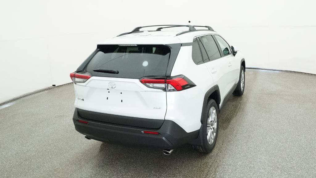 2025 Toyota RAV4 XLE Premium photo 19