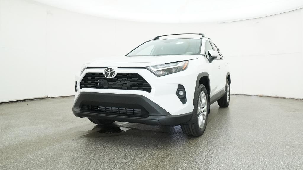 2025 Toyota RAV4 XLE Premium photo 4