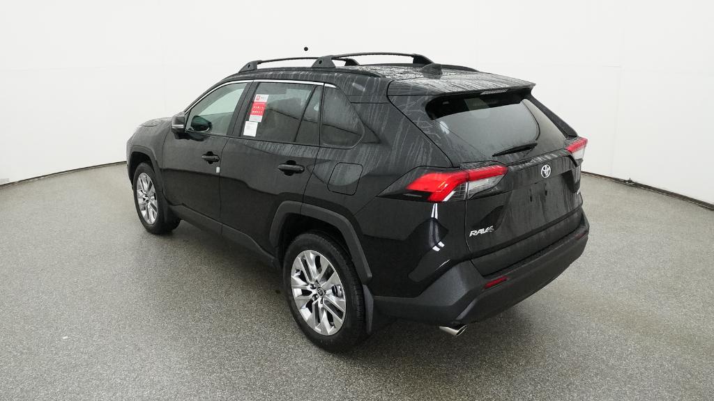 2025 Toyota RAV4 XLE Premium photo 9