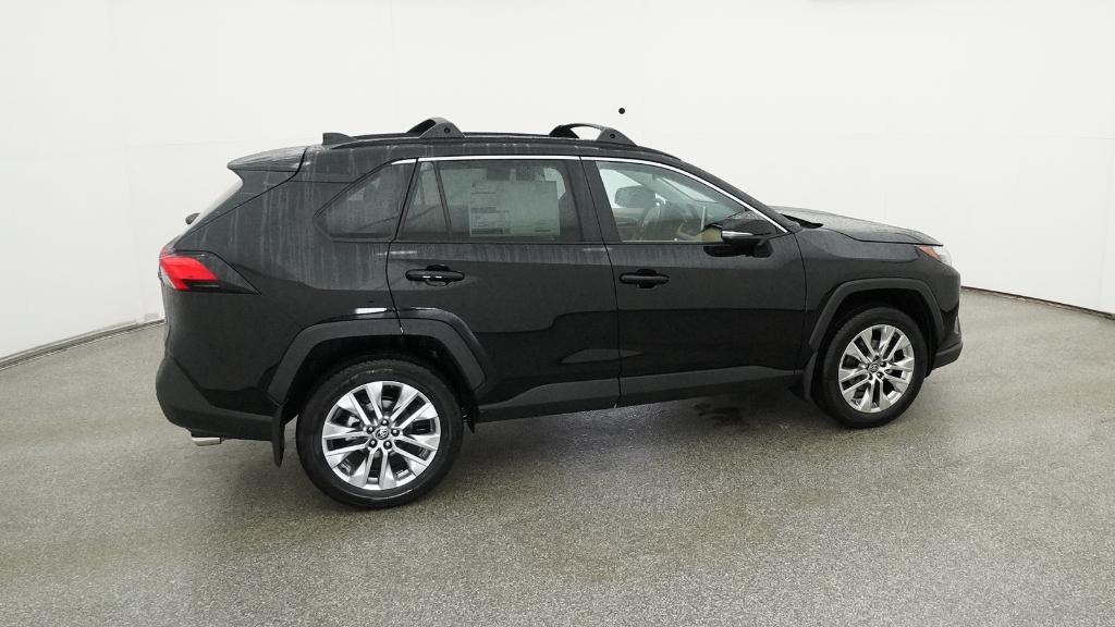 2025 Toyota RAV4 XLE Premium photo 20