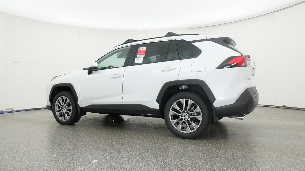 2025 Toyota RAV4 XLE Premium photo 11