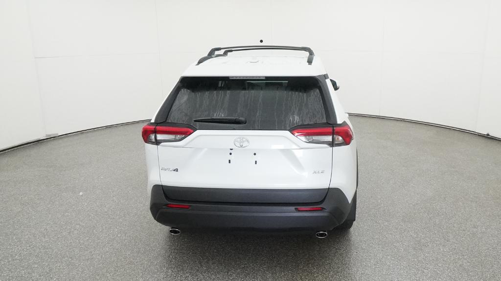 2025 Toyota RAV4 XLE Premium photo 17