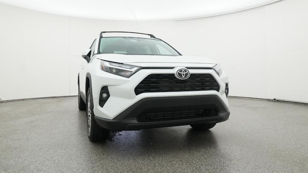 2025 Toyota RAV4 XLE Premium photo 30