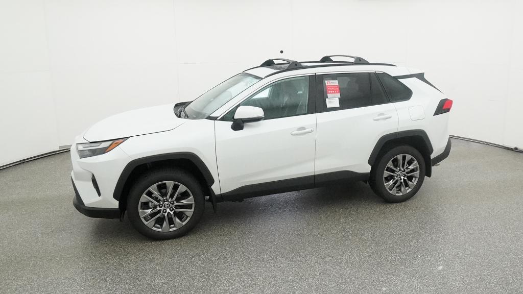 2025 Toyota RAV4 XLE Premium photo 6