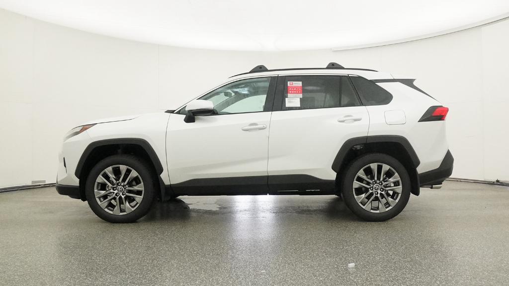 2025 Toyota RAV4 XLE Premium photo 9