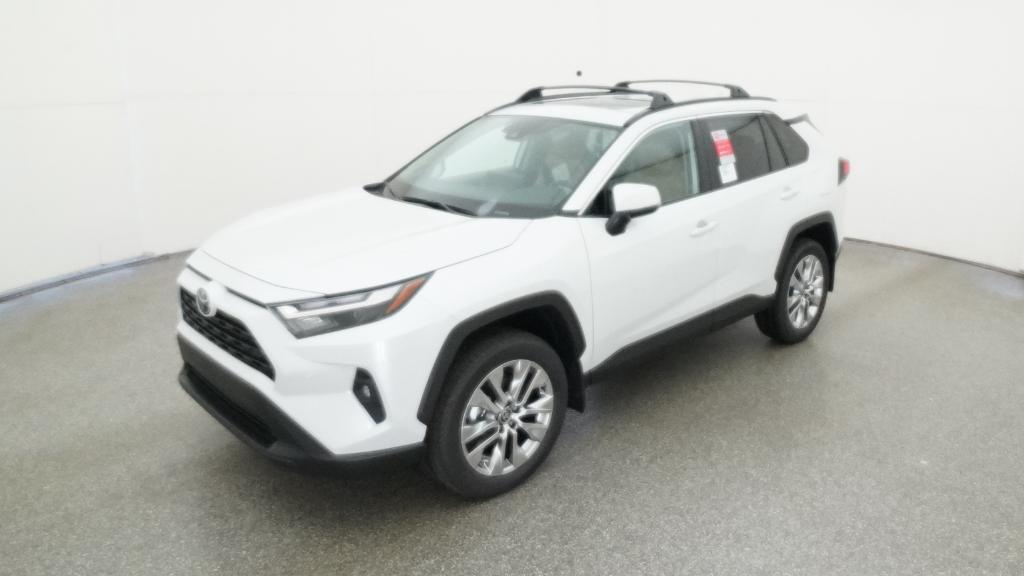 2025 Toyota RAV4 XLE Premium's photo