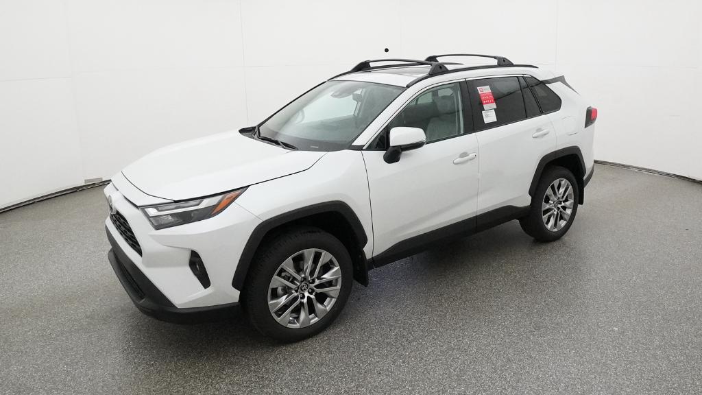 2025 Toyota RAV4 XLE Premium's photo