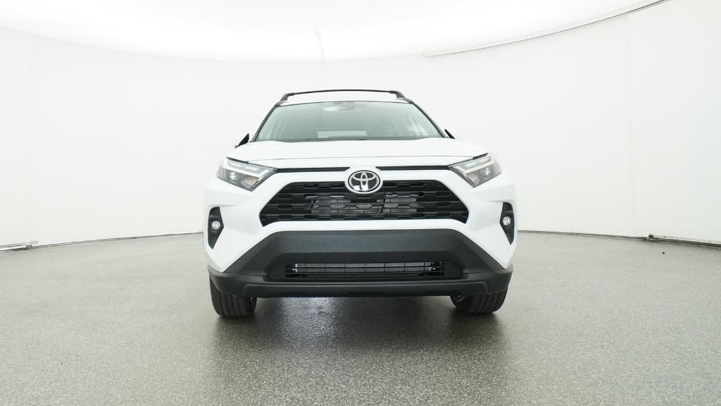 2025 Toyota RAV4 XLE Premium photo 3