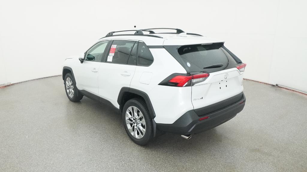2025 Toyota RAV4 XLE Premium photo 14