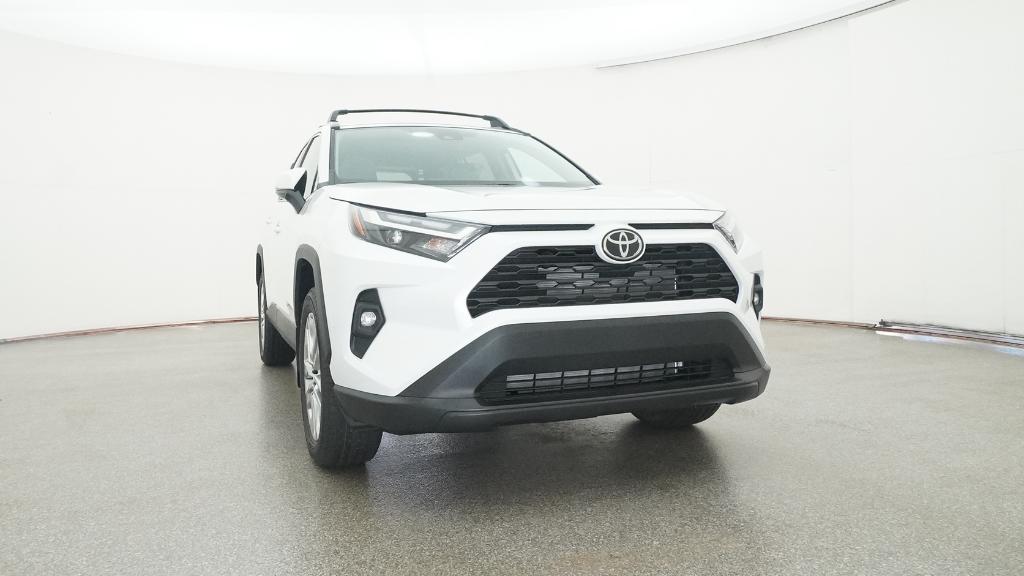 2025 Toyota RAV4 XLE Premium photo 32