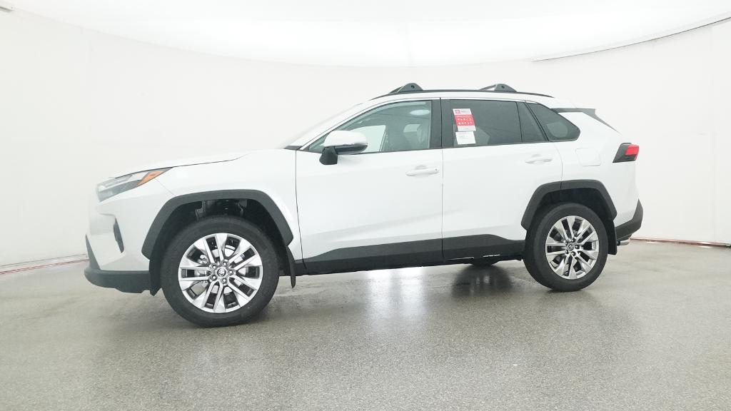 2025 Toyota RAV4 XLE Premium photo 7