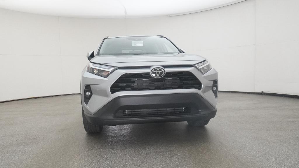 2025 Toyota RAV4 XLE Premium photo 2