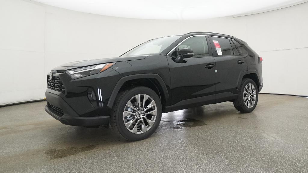 2025 Toyota RAV4 XLE Premium photo 2