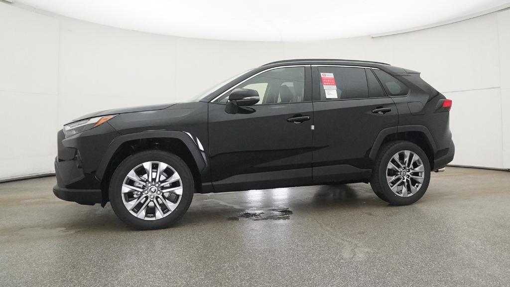 2025 Toyota RAV4 XLE Premium photo 4