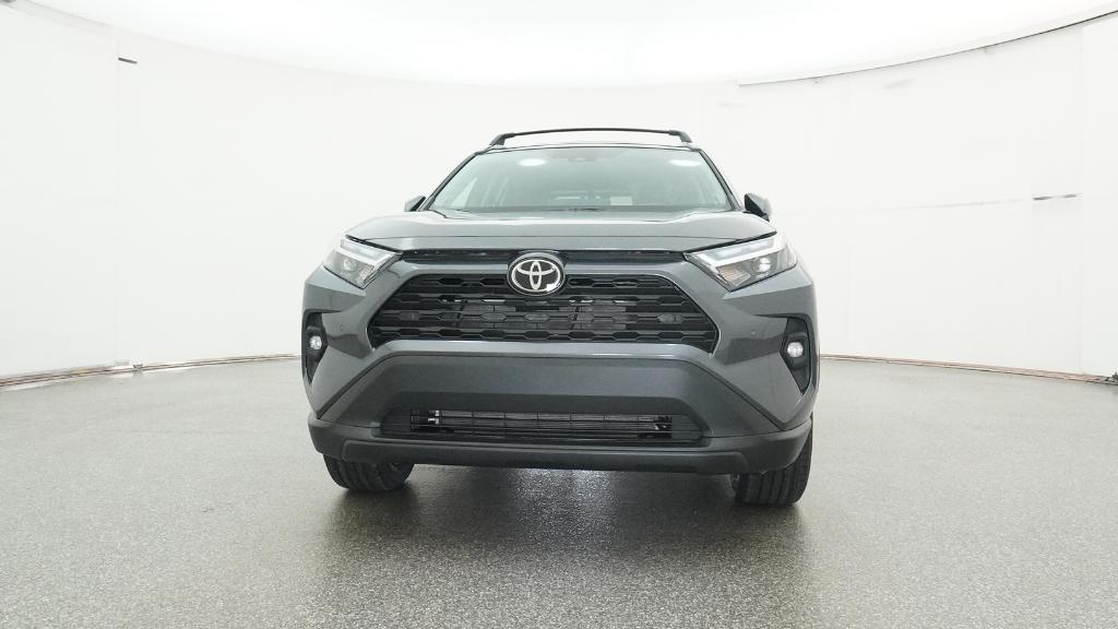 2025 Toyota RAV4 XLE Premium photo 3
