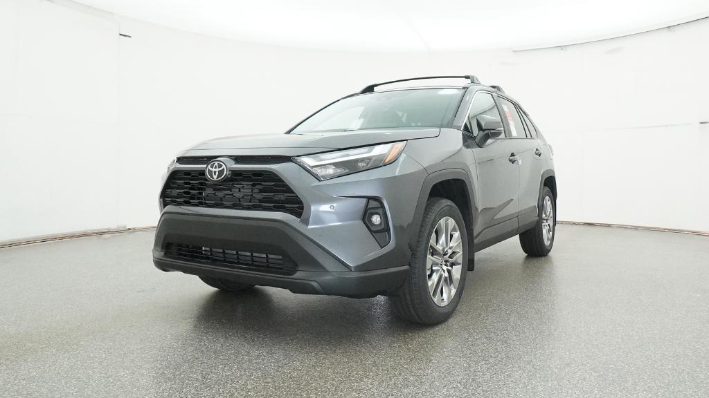 2025 Toyota RAV4 XLE Premium photo 4